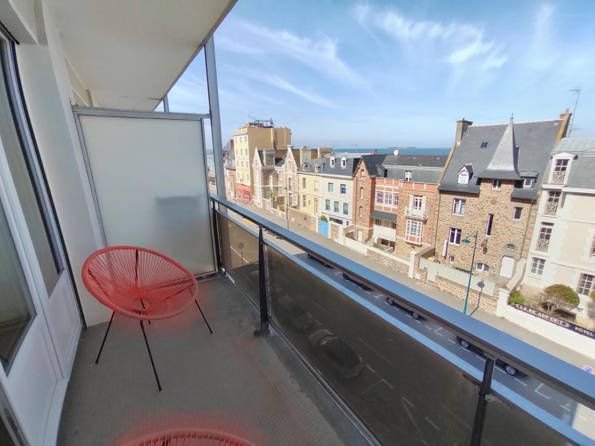 Ker Romain - Sea View - 3 Bedrooms Appt Saint-Malo Exteriör bild